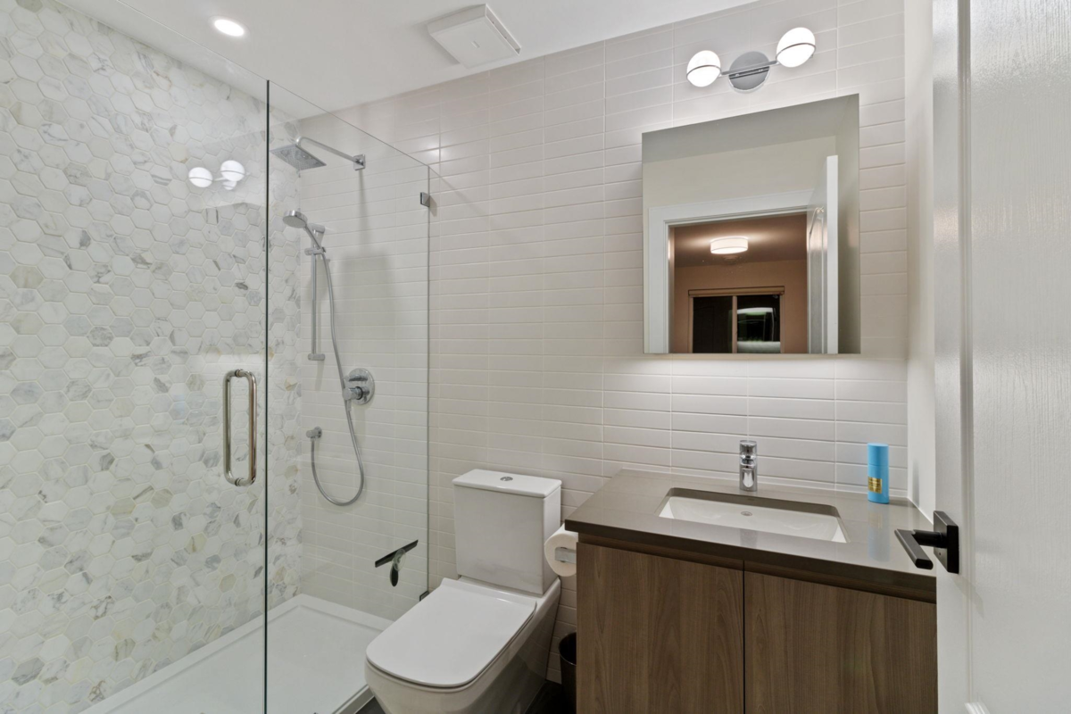 Laundry Room Photo of 7231 Dampier Court, Richmond, BC