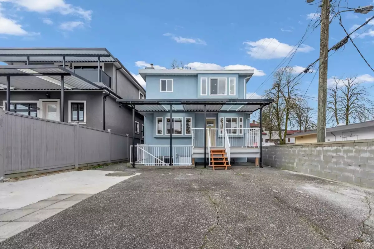 Aerial View of 719 E 27th Avenue, Vancouver, BC