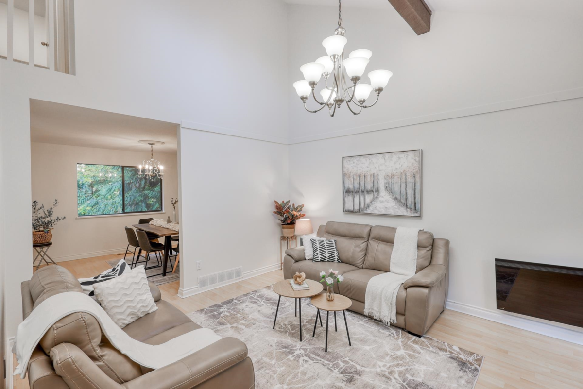 Dining Area Photo of 1311 Charter Hill Drive, Coquitlam, BC