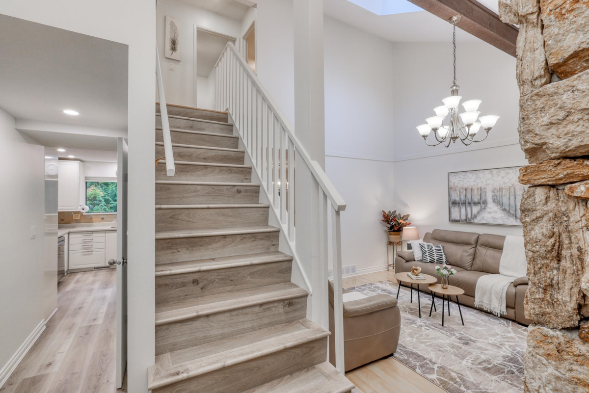 Kitchen Island Photo of 1311 Charter Hill Drive, Coquitlam, BC