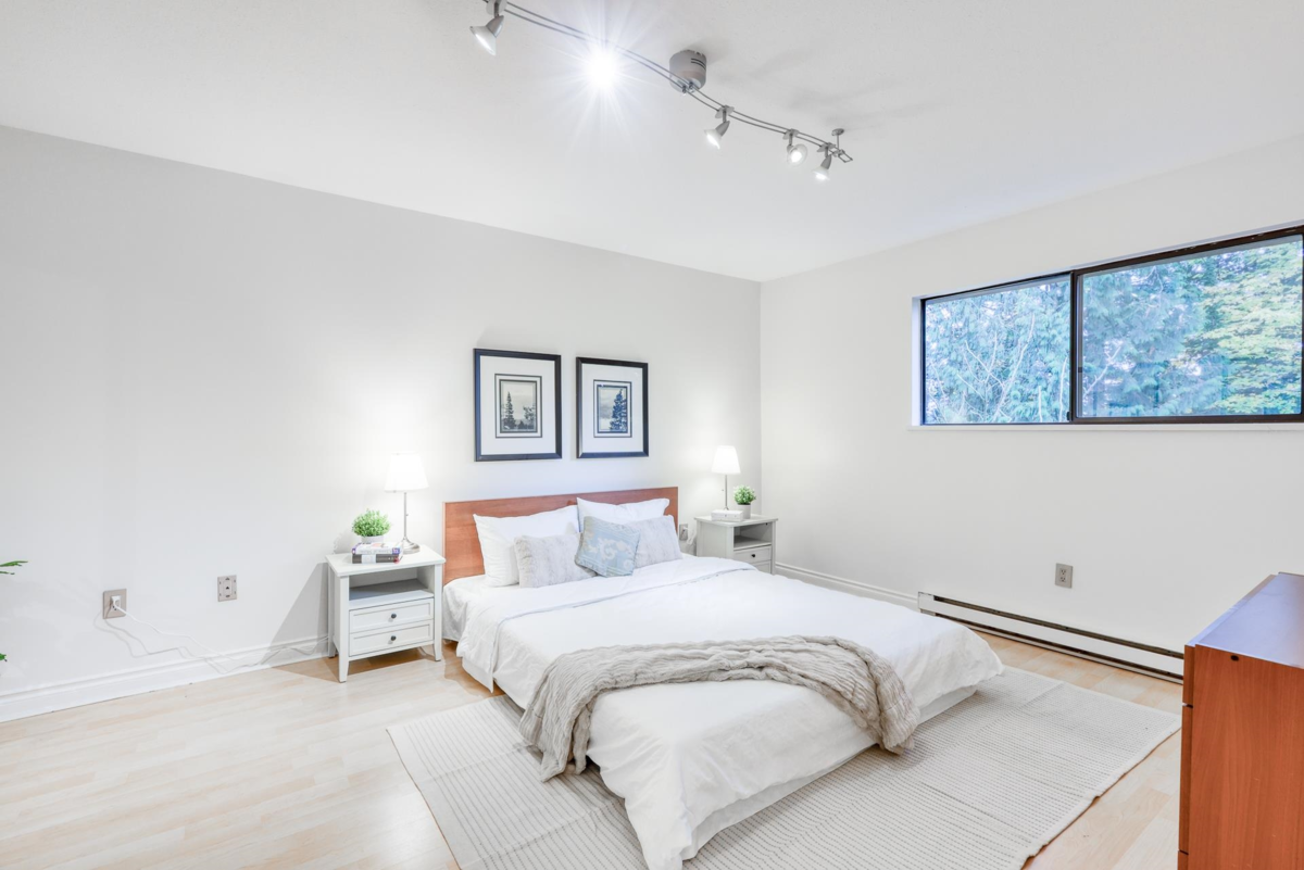 Laundry Room Photo of 1311 Charter Hill Drive, Coquitlam, BC