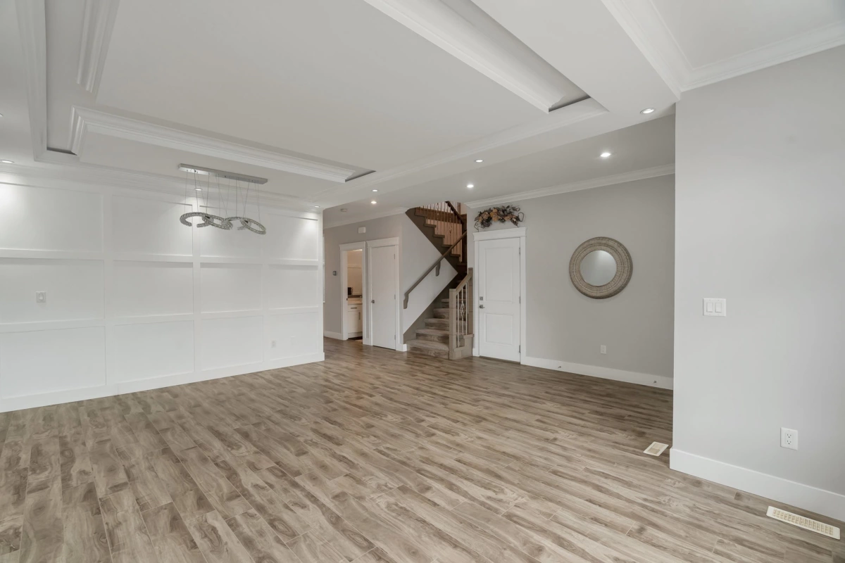 Dining Area Photo of 27687 Railcar Crescent, Abbotsford, BC