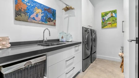 Powder Room Photo of 2650 Rosebery Avenue, West Vancouver, BC
