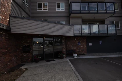 Garden / Landscaping Photo of 203 32040 Peardonville Road, Abbotsford, BC
