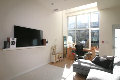 125 E 1st Avenue, Vancouver, BC, Vancouver — Townhouse for sale