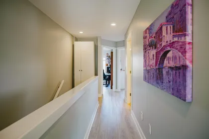 Hallway Photo of 33 14377 60 Avenue, Surrey, BC