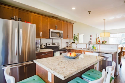Kitchen Photo of 33 14377 60 Avenue, Surrey, BC