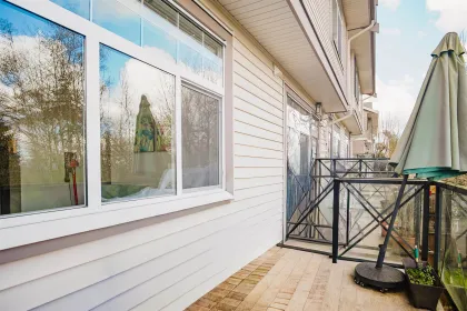 Staircase Photo of 33 14377 60 Avenue, Surrey, BC