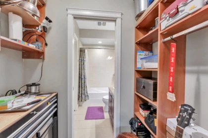 Powder Room Photo of 411 12525 190a Street, Pitt Meadows, BC