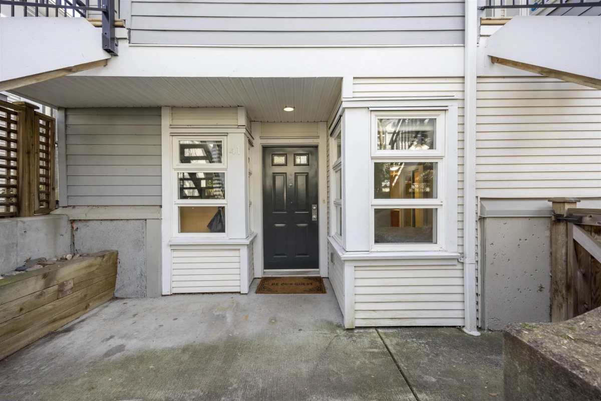 Living Room Photo of 41 6528 Denbigh Avenue, Burnaby, BC