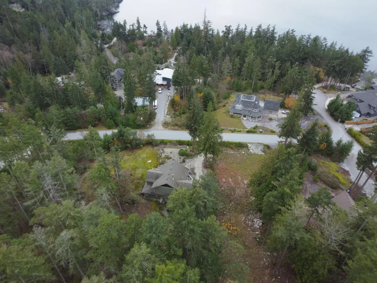 Family Room Photo of 4177 Johnston Heights Drive, Pender Harbour, BC