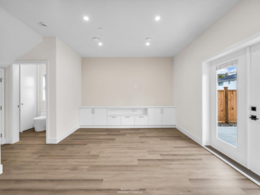 2 4257 Knight Street, Vancouver, BC, Vancouver — Half Duplex for sale