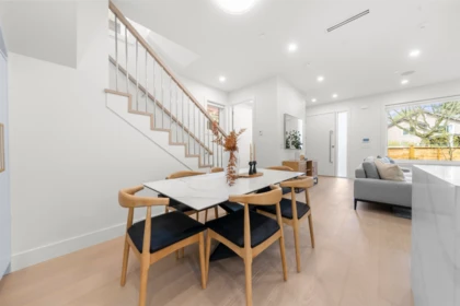 Basement Recreation Room Photo of 1 1582 E 2nd Avenue, Vancouver, BC