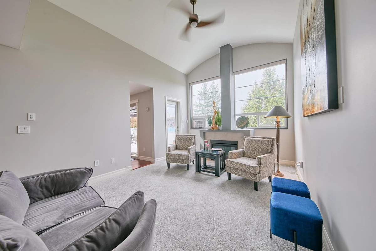 Dining Area Photo of 405 11519 Burnett Street, Maple Ridge, BC