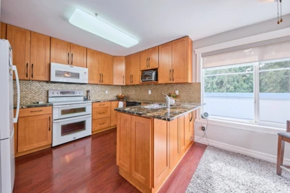 Kitchen Island Photo of 405 11519 Burnett Street, Maple Ridge, BC