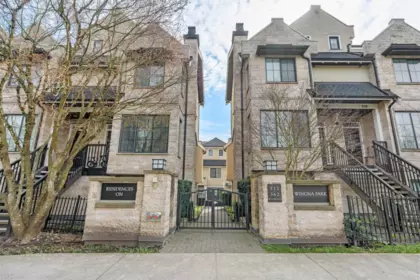 322 W 62nd Avenue, Vancouver, BC, Vancouver — Townhouse for sale