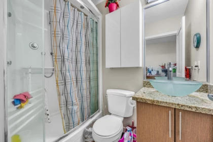 Primary Bedroom Photo of 55 2239 Kingsway, Vancouver, BC