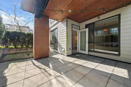 107 733 W 3rd Street, North Vancouver, BC, North Vancouver — Apartment/Condo for sale