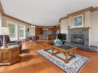 Kitchen Island Photo of 6249 Baillie Road, Sechelt, BC