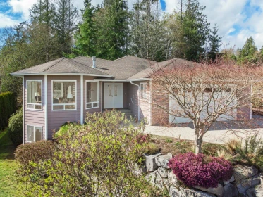 Outdoor Patio Photo of 6249 Baillie Road, Sechelt, BC