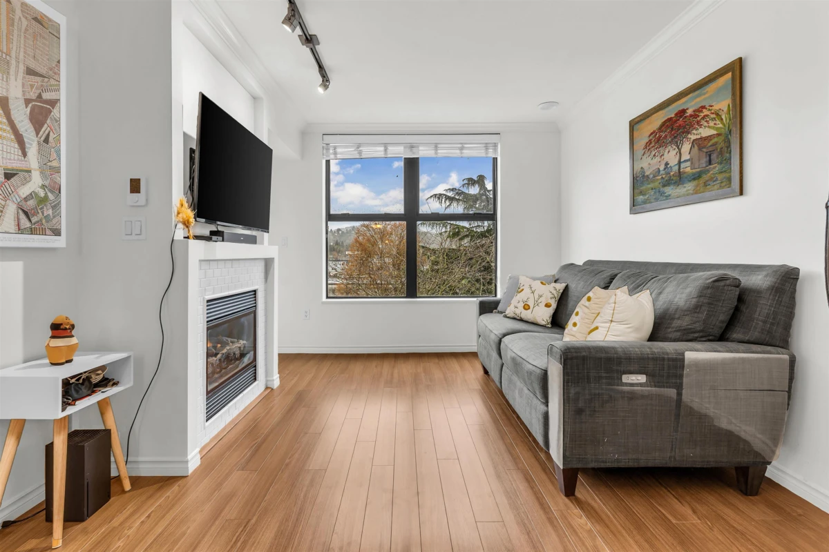 Family Room Photo of 4011 84 Grant Street, Port Moody, BC