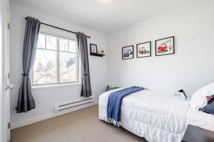 Basement Recreation Room Photo of 4 6238 192 Street, Surrey, BC