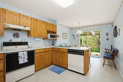 Primary Bedroom Photo of 15 22308 124 Avenue, Maple Ridge, BC