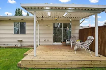 Staircase Photo of 15 22308 124 Avenue, Maple Ridge, BC