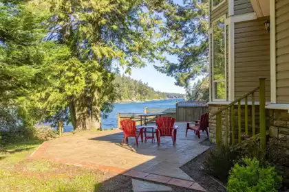 Bedroom 3 Photo of 2333 Sturdies Bay Road, Galiano Island, BC