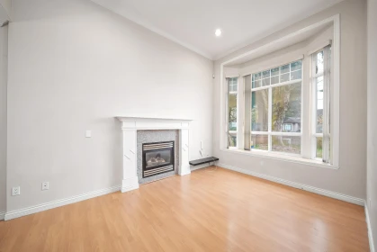 7431 14th Avenue, Burnaby, BC, Burnaby — Half Duplex for sale