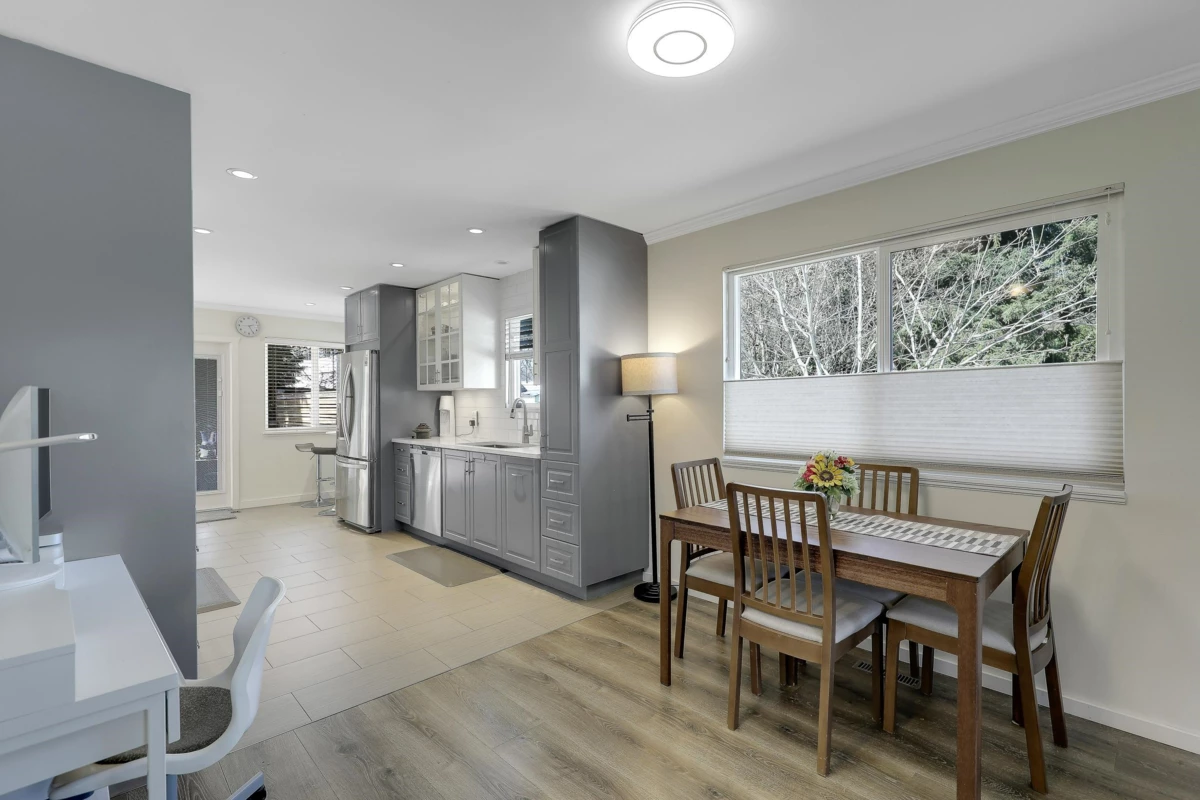 Dining Area Photo of 3523 Allan Road, North Vancouver, BC