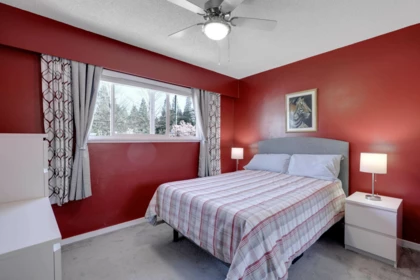 Guest Bathroom Photo of 3523 Allan Road, North Vancouver, BC