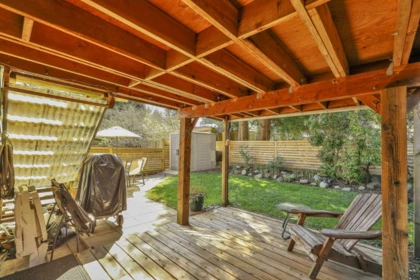Hot Tub / Spa Photo of 3523 Allan Road, North Vancouver, BC