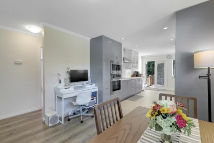 Kitchen Photo of 3523 Allan Road, North Vancouver, BC