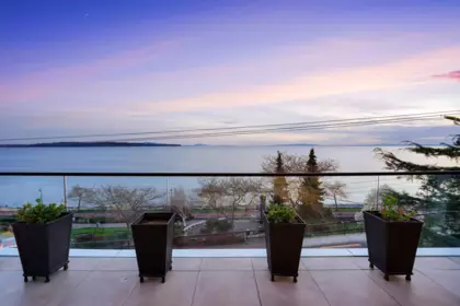 15377 Marine Drive, White Rock, BC, White Rock — Single Family Residence for sale