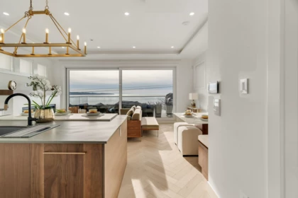 Office / Den Photo of 15377 Marine Drive, White Rock, BC