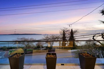 Primary Bedroom Photo of 15377 Marine Drive, White Rock, BC