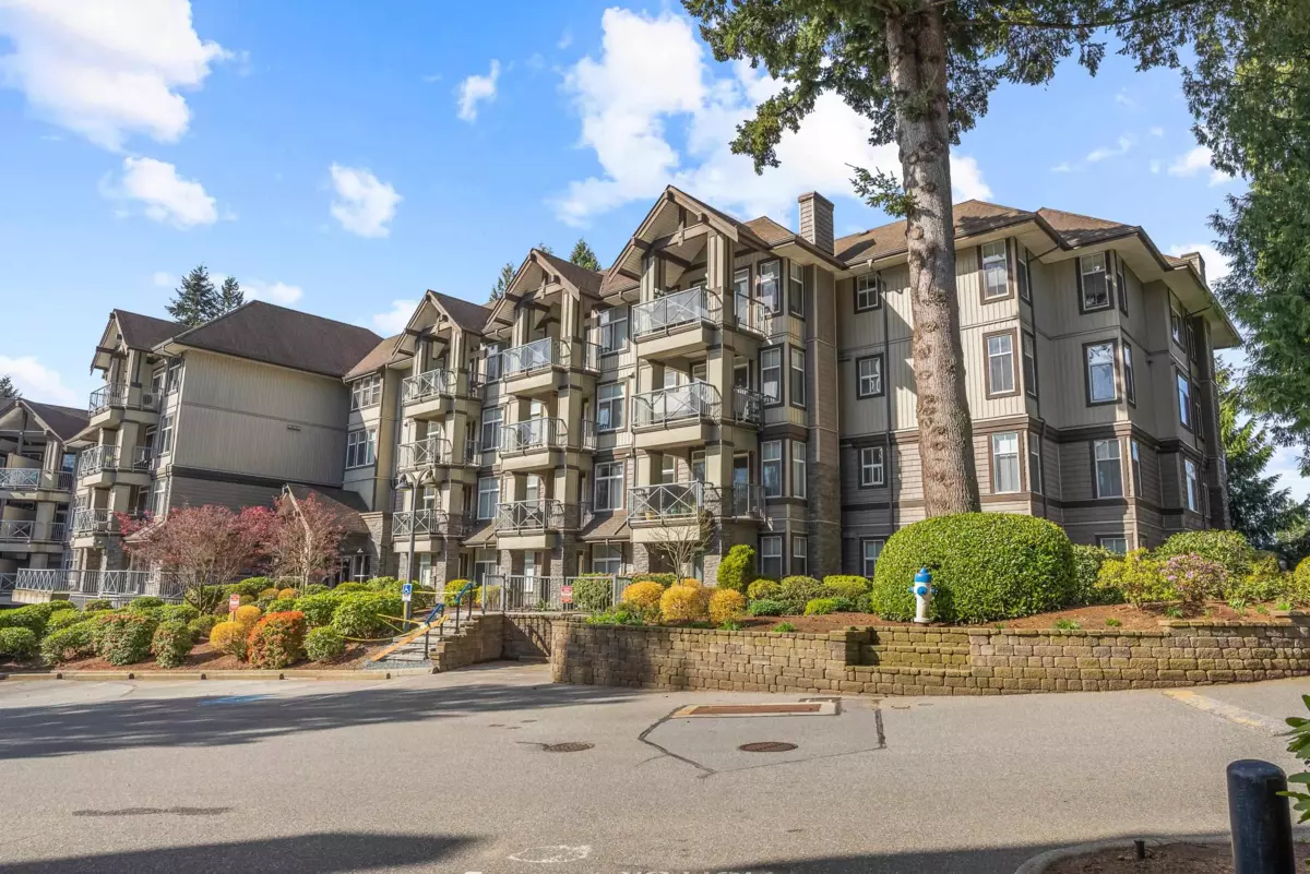 Exterior Rear Photo of 315 33318 E Bourquin Crescent, Abbotsford, BC