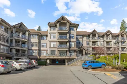 Outdoor Deck Photo of 315 33318 E Bourquin Crescent, Abbotsford, BC