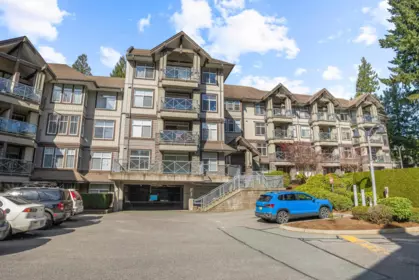 Outdoor Patio Photo of 315 33318 E Bourquin Crescent, Abbotsford, BC