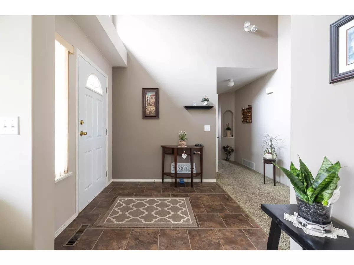 Family Room Photo of 21930 46 Avenue, Langley, BC