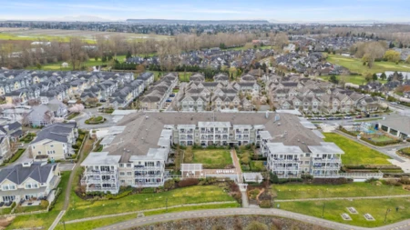 Backyard Photo of 220 5535 Admiral Way, Ladner, BC