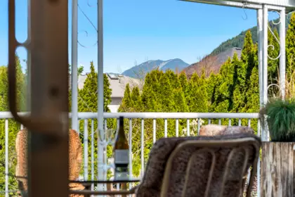 Office / Den Photo of 321 Chestnut Avenue, Harrison Hot Springs, BC