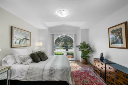 Staircase Photo of 321 Chestnut Avenue, Harrison Hot Springs, BC