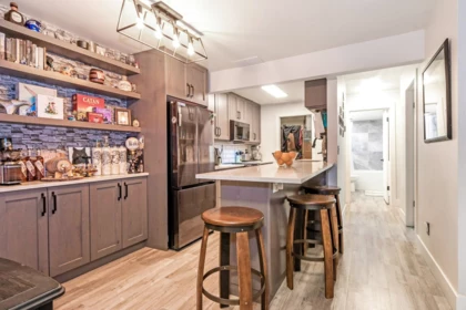 Kitchen Photo of 114 34909 Old Yale Road, Abbotsford, BC