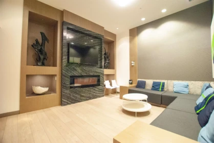Hallway Photo of 1507 602 Como Lake Avenue, Coquitlam, BC
