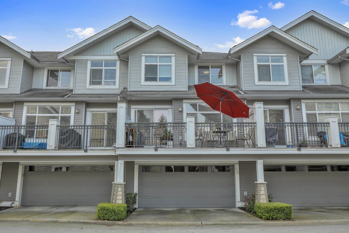 Exterior Rear Photo of 18 19330 69 Avenue, Surrey, BC