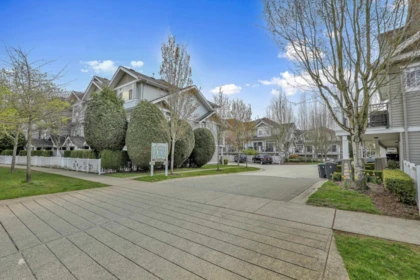 Community Amenities Photo (Clubhouse) of 18 19330 69 Avenue, Surrey, BC