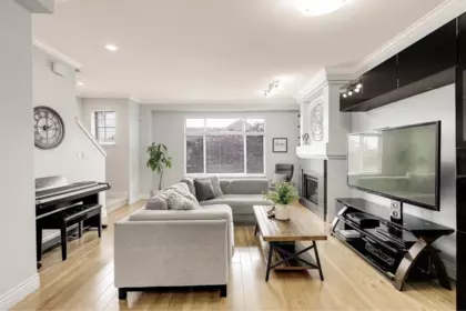 18 19330 69 Avenue, Surrey, BC, Surrey — Townhouse for sale