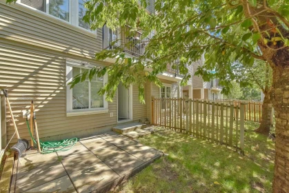 Garden / Landscaping Photo of 10 13864 Hyland Road, Surrey, BC